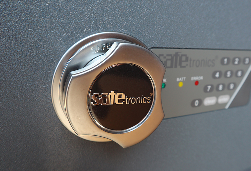 Офисный сейф Safetronics NTL-24E